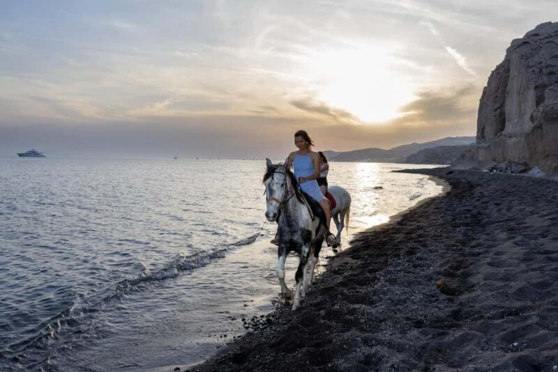 Santorini: Sunset Horse Riding Tour with Professional Photos - Important Practicalities
