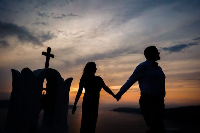 Santorini: Sunset Photo Shoot With a Personal Photographer - Reservation Benefits and Payment Flexibility