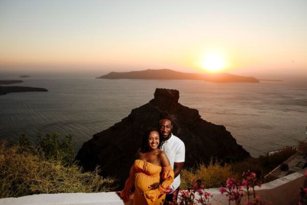 Santorini: Sunset Photo Shoot With a Personal Photographer - Common Questions