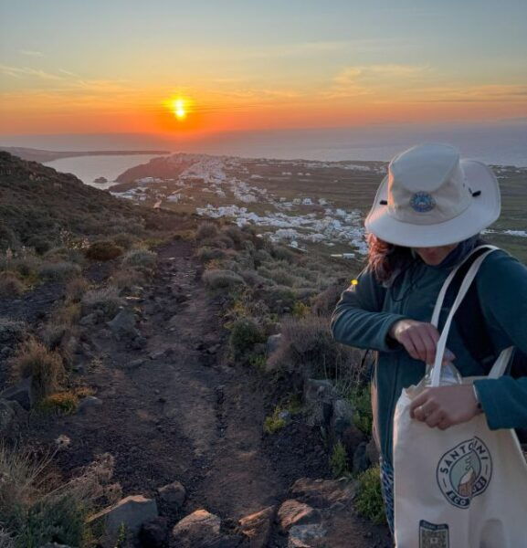 Santorini: Sunset Walking Tour in Caldera Path With Tasting - Directions