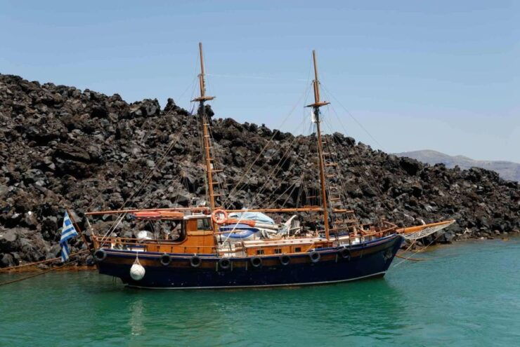 Santorini: Thirassia Islands and Volcano Guided Cruise - Review Summary