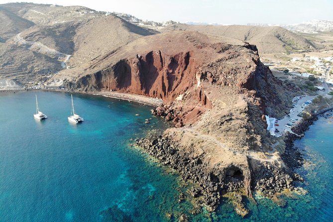 Santorini to Mykonos Helicopter Transfer - Meeting and Pickup