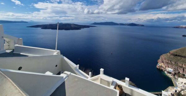 Santorini Tour, Guide You to Explore Santorini Greece - Language and Communication