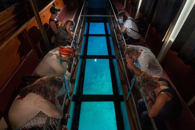 Santorini Tour of Caldera with Glass bottom Boat - An In-Depth Look at the Santorini Caldera Boat Tour