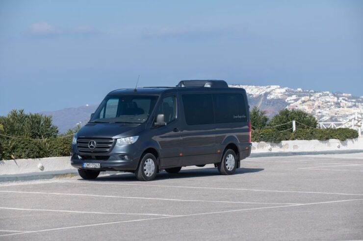 Santorini: Transfer From Port to Oia - Choosing the Right Transportation Service