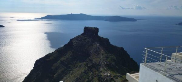 Santorini Unveiled: 4-Hour Discovery - The Sum Up