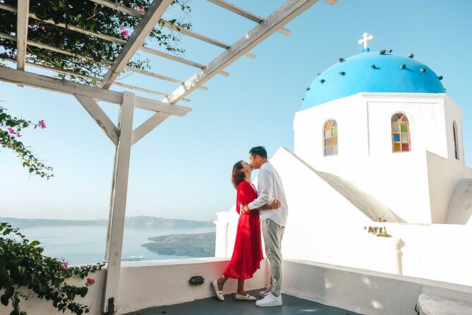 Santorini Vacation Photoshoot - Common Questions