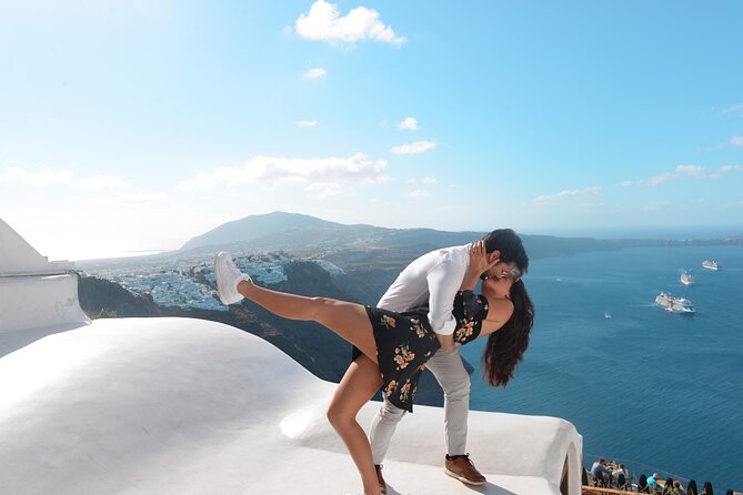Santorini Vacation Photoshoot - The Sum Up