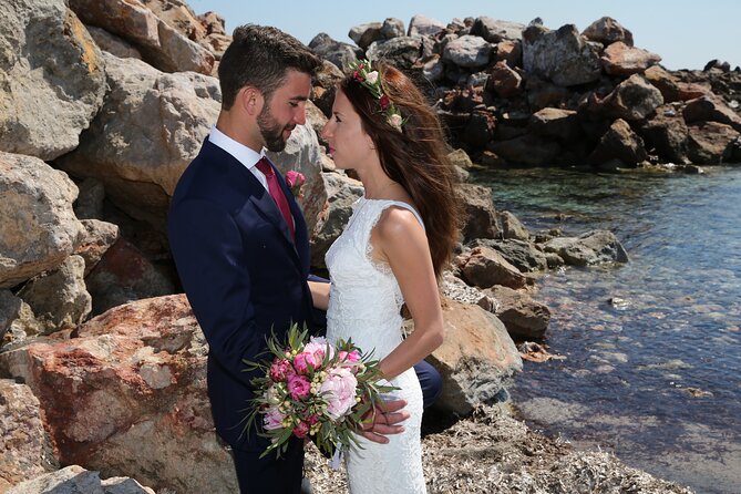 Santorini Wedding Packages - Car Transportation for the Couple