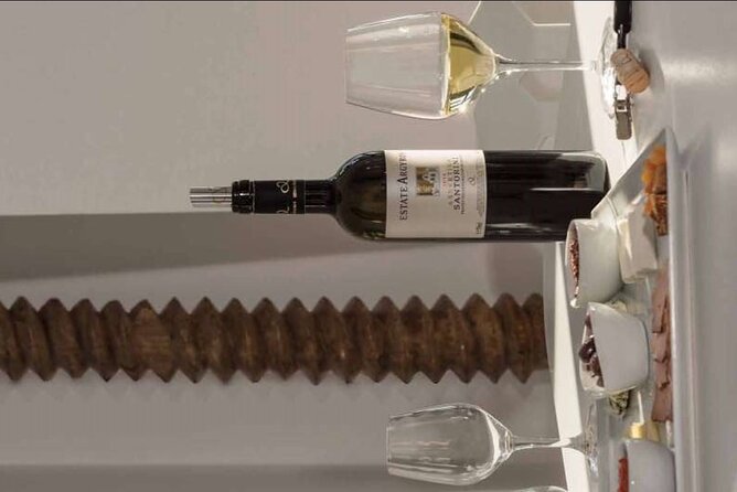 Santorini Wine Delights: Sightseeing and Wine Tasting Bliss - Wine Tasting Experiences in Santorini