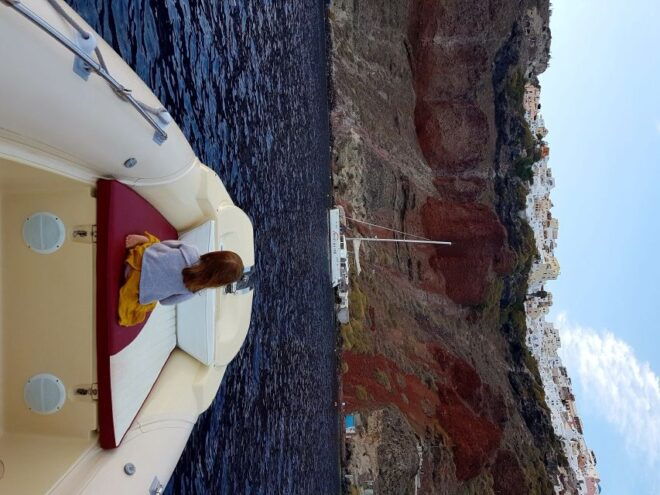 Santorini:Akrotiri Guided Tour & Motorboat Cruise With Lunch - Feedback on the Akrotiri Guided Tour
