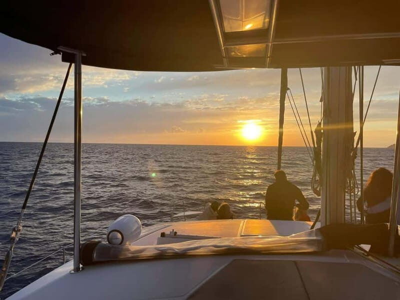 Santorini:All-inclusive Catamaran Cruise with Thirassia Stop - FAQs