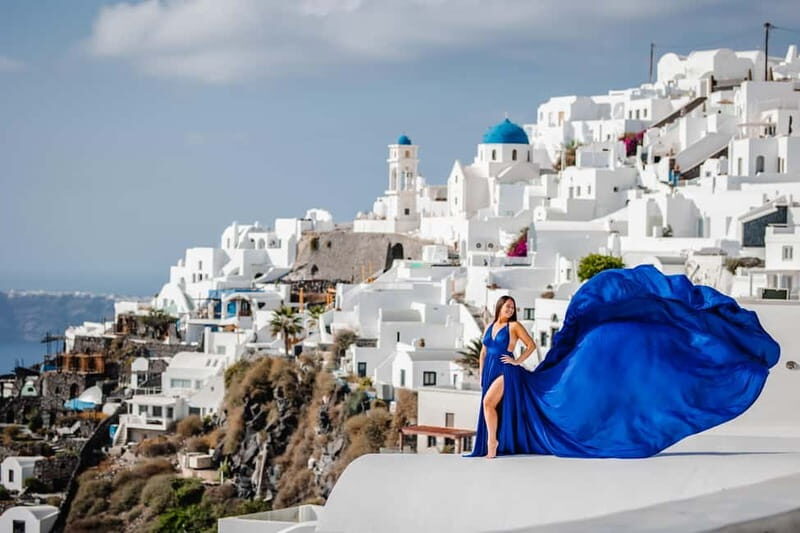 Santorini:Flying Dress shoot with Professional photographer - An In-Depth Look at the Santorini Flying Dress Photoshoot