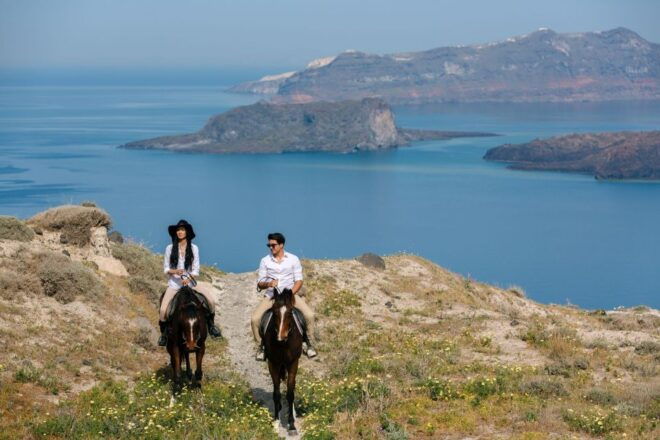 Santorini:Horse Riding Experience at Sunset on the Caldera - Overall Experience