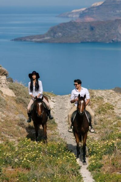Santorini:Horse Riding Experience at Sunset on the Caldera - Tips and Recommendations