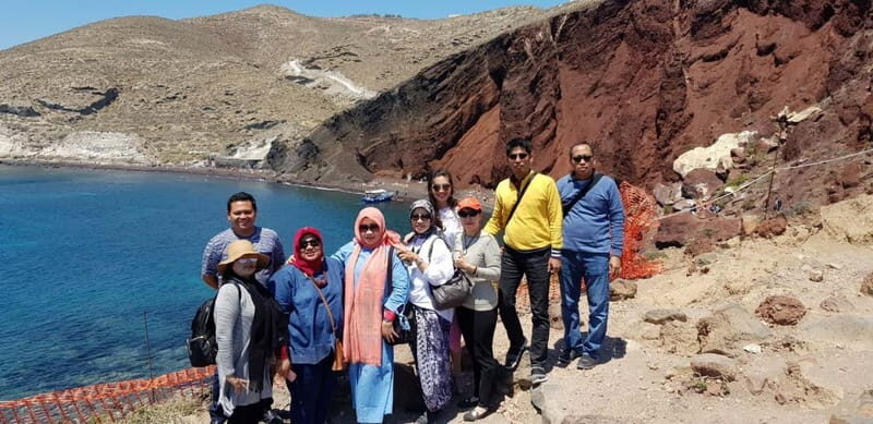 Santorini:Private Top Highlights & Hidden Gems Tour - Exploring the Itinerary: What You Can Expect