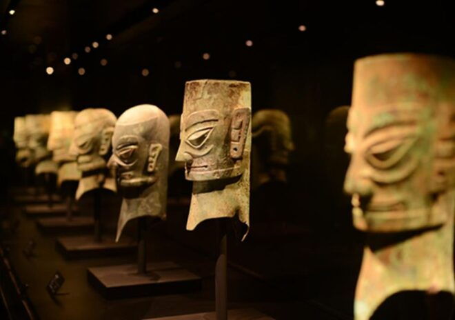 Sanxingdui Museum Small Group Tour With Optional Panda Base - Meeting Point and Important Information