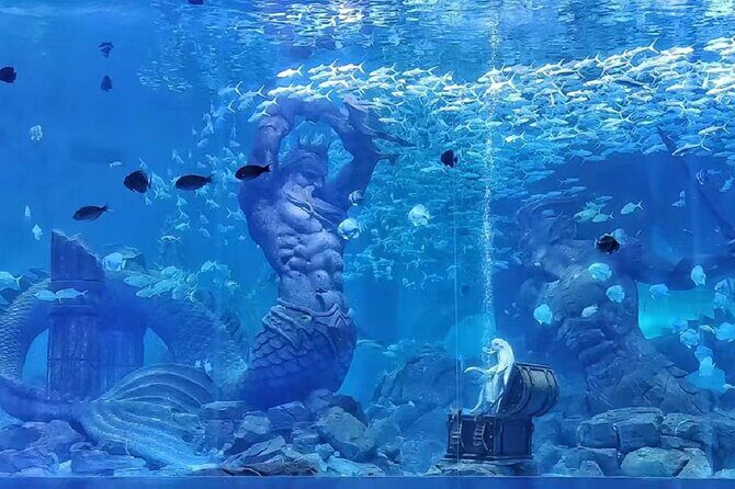 Sanya: The Lost World Aquarium and Yacht Cruise (Private Tour) - Scenic Yalong Bay and the Best of Coastal Views