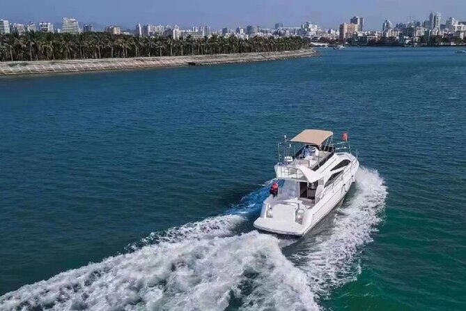 Sanya: The Lost World Aquarium and Yacht Cruise (Private Tour) - FAQ