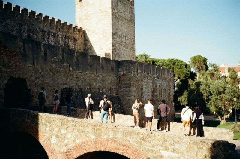 São Jorge Castle Skip-the-line Entry Ticket - Transportation, Timing, and Group Size