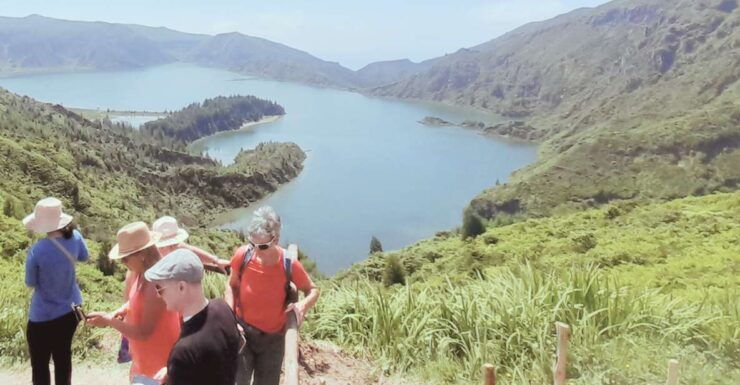 São Miguel: 2-Day Guided Tour, West & East Including Lunch - Tour Duration and Language Options