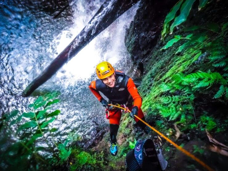 Sao Miguel: Caldeiroes Canyoning Experience - Booking and Logistics