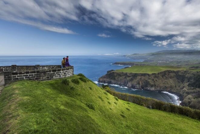 São Miguel East: Passeio De Van De Um Dia Inteiro Com Almoço - Tour Description