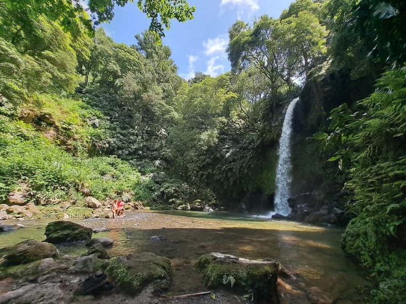 São Miguel: Enchanted Secret Waterfalls Hike, Dive, and Dine - The Itinerary: What You Can Expect