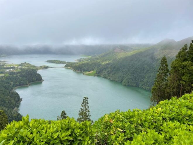 Sao Miguel: Guided Van Tour to Sete Cidades, Lagoa Do Fogo - Booking Information