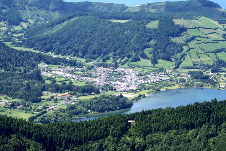 Sao Miguel: Half-Day Tour Sete Cidades - Tour Highlights