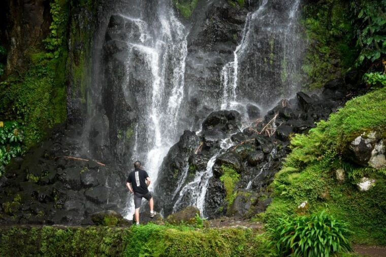 São Miguel Island: 2-Day Guided Island Tour with Meal Add-on - The Food & Tasting Experiences