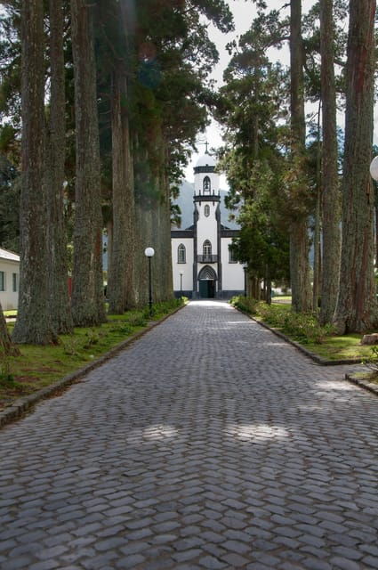 Sao Miguel Island: Sete Cidades and Lagoa do Fogo Tour - Good To Know