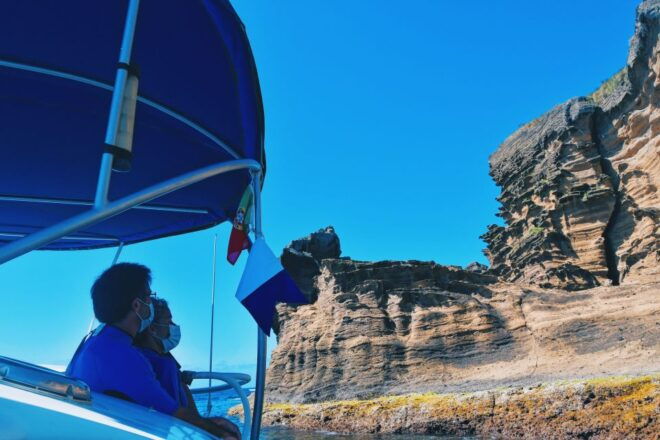 São Miguel: Passeio De Barco Com Fundo De Vidro E Snorkeling - The Sum Up