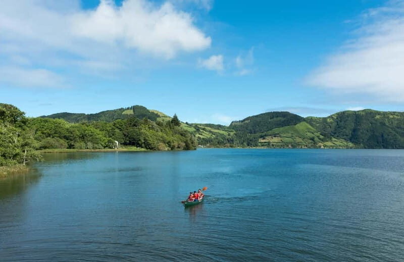 São Miguel: Sete Cidades & Pineapple Plantation Tour - Good To Know