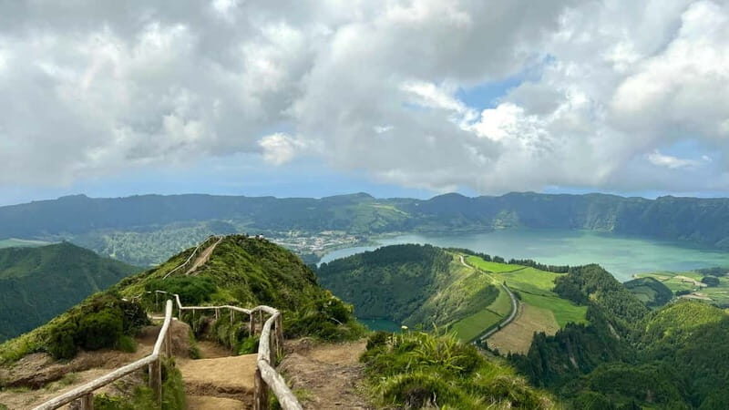 São Miguel: Sete Cidades & Pineapple Plantation Tour - Discovering the Southwest of São Miguel