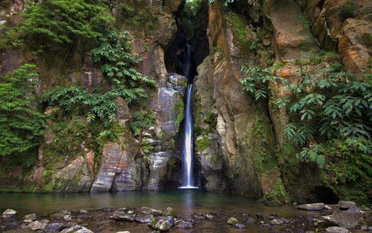 São Miguel West: Full-Day Van Tour With Lunch - Itinerary Overview