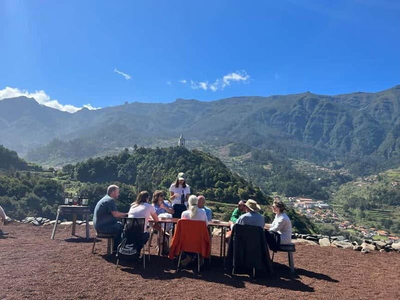 São Vicente Vineyard Visit With Traditional Lunch - Who Should Consider This Tour?