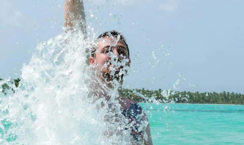 Saona Island From Santo Domingo With Catamaran, Food & Drink - Transportation and Timing: Practical Insights