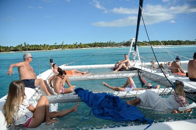 Saona Island Full-Day Tour With Lunch From Punta Cana - Island Conditions and Facilities