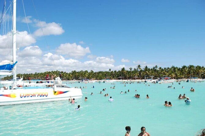 Saona Island Luxury Full Day Catamara Food Drink in Punta Cana - Authentic Insights from Reviews