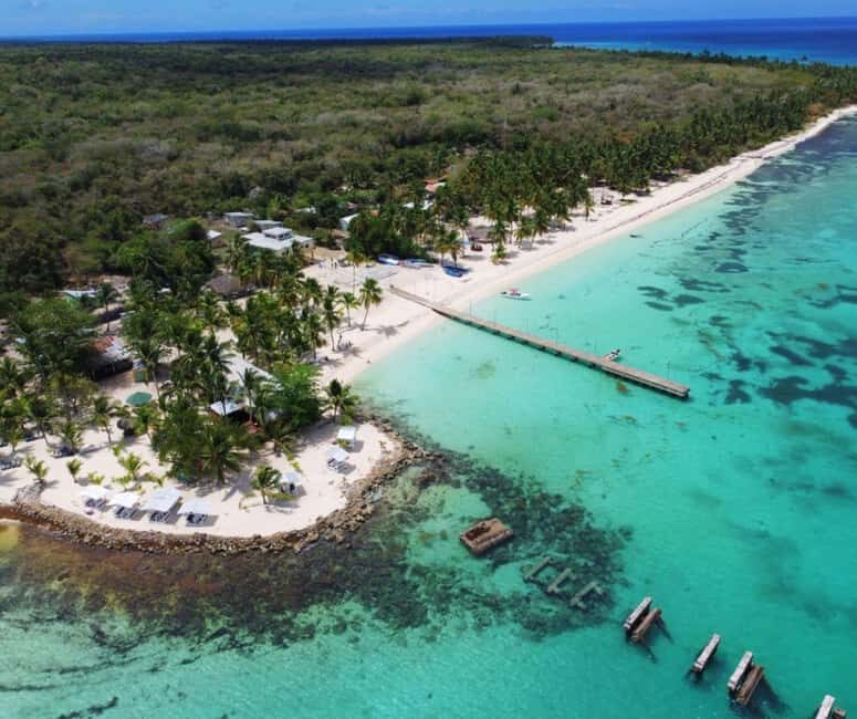 Saona island - Small group tour - Luxury catamaran - The Sum Up