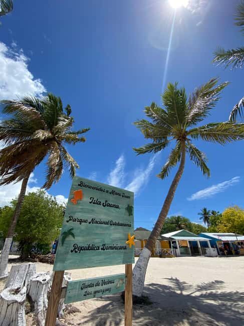 Saona Island VIP: 4 Beaches , Mano Juan & Canto de la Playa - Transportation & Group Size: Comfort & Convenience