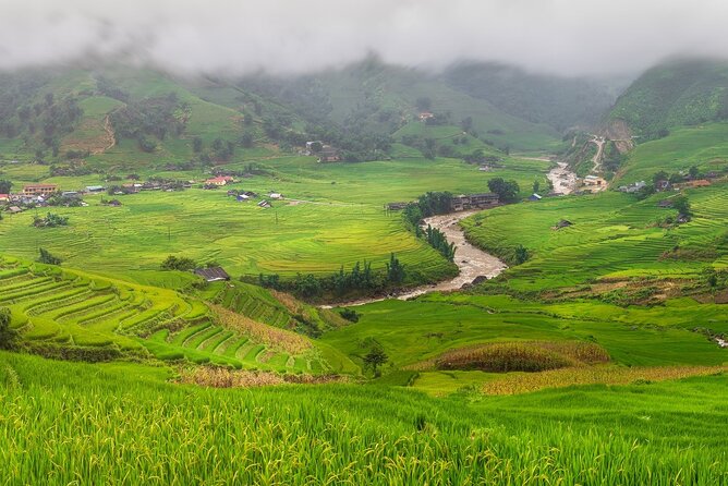 Sapa 2D1N Trekking to Giang Ta Chai Village From Hanoi by Bus - What to Bring