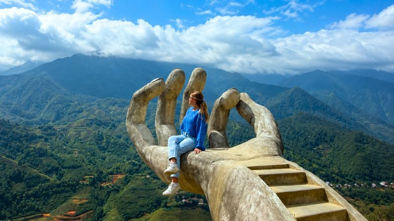 Sapa 3D2N from Hanoi: Cat Cat, O Quy Ho Pass & Fansipan/Trek - Day 2: Silver Waterfall, O Quy Ho and open-ended free time