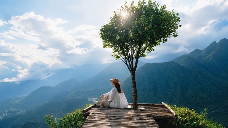 Sapa 3D2N from Hanoi: Cat Cat, O Quy Ho Pass & Fansipan/Trek - Day 3: Choose Fansipan, a coaster or a valley trek