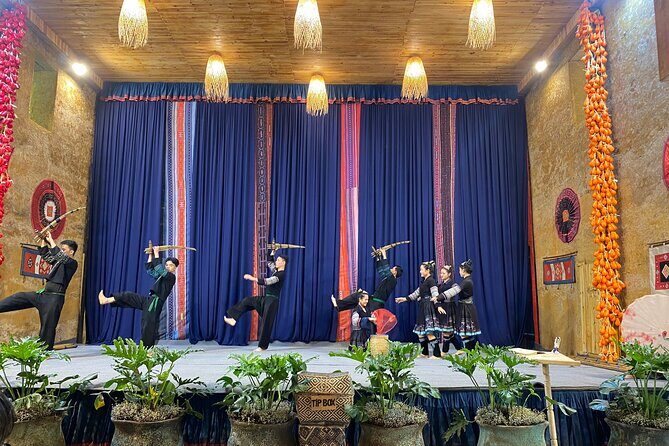 Sapa 3D2N Homestay and Hotel Experience by Limousine Bus - FAQ