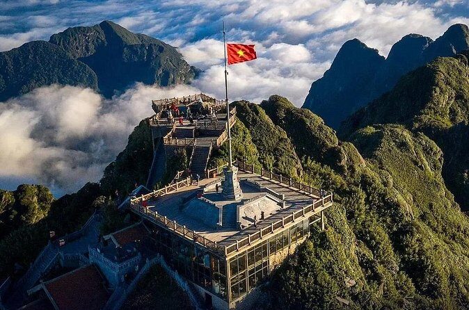 Sapa and Bac Ha Market Exclusive 2D1N tour in 3star hotel - Market Day at Bac Ha