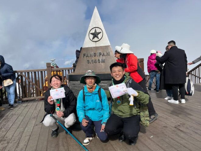Sapa Hiking Tour : Fansipan 1day Hike Fansipan 2days - Essential Inclusions