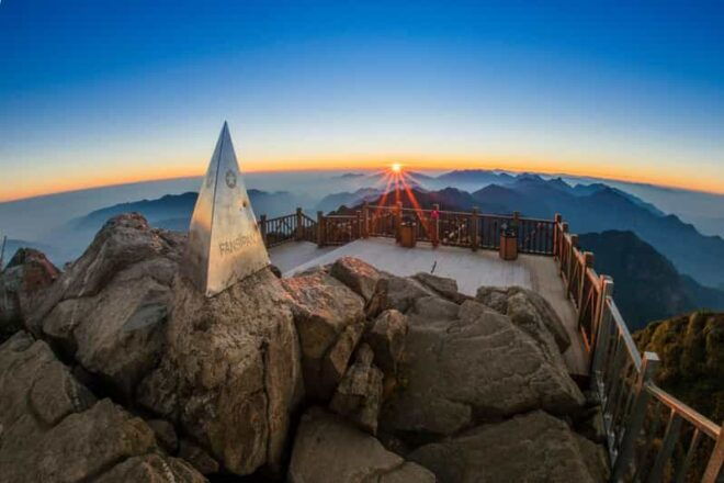 Sapa Package Tour 2-Day With Fansipan Peak & Meal From Hanoi - Day 1 Highlights