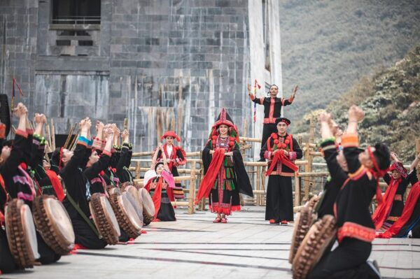 Sapa Package Tour 2-Day With Fansipan Peak & Meal From Hanoi - Booking Information